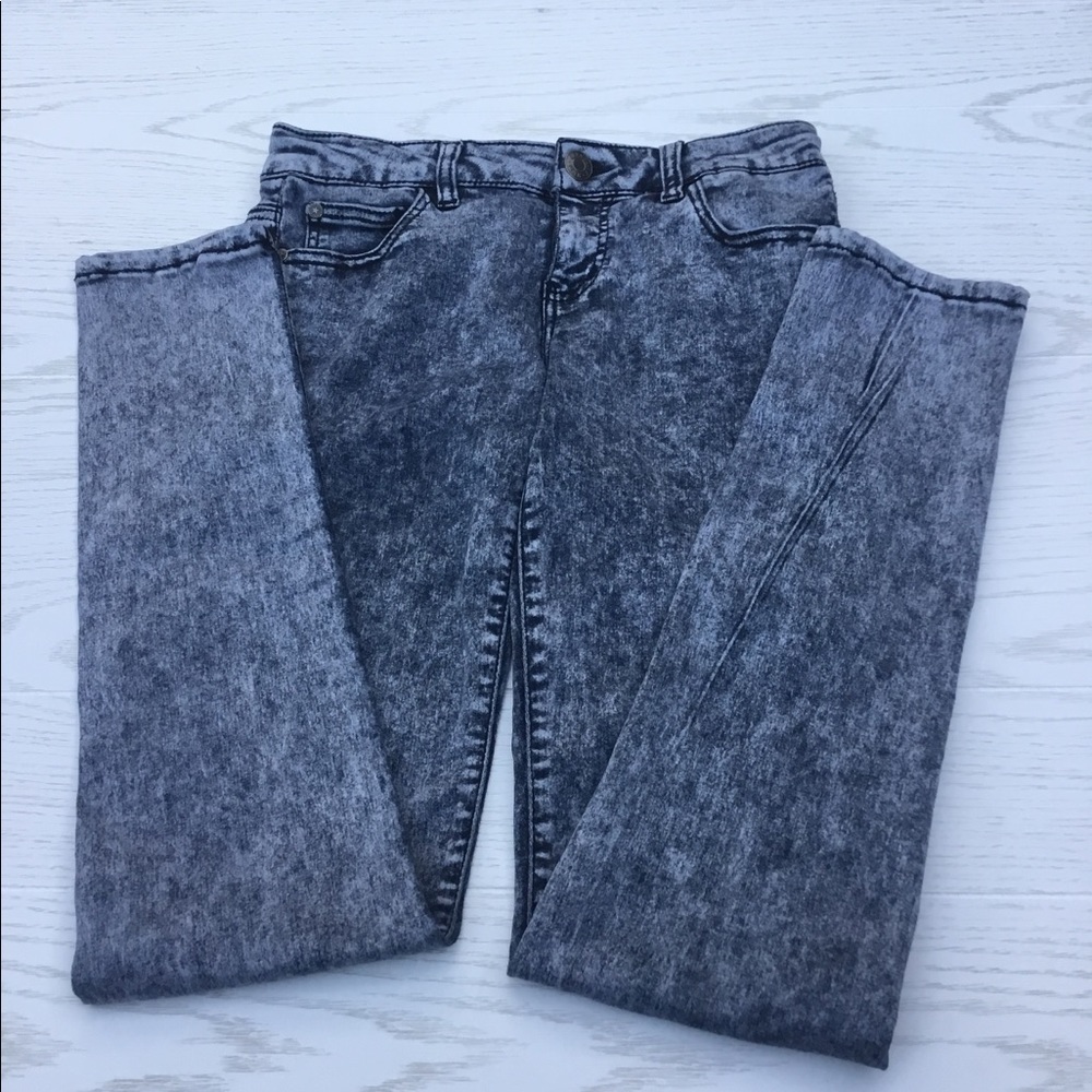 Celebrity light blue jeans. Low rise, skinny - Picture 2 of 7